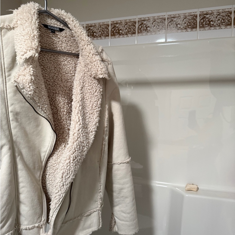 Cream Sherpa Jacket - Picture 6 of 7